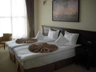 Отель Hotel Rexton Крайова Двухместный номер бизнес-класса с 1 кроватью или 2 отдельными кроватями-10
